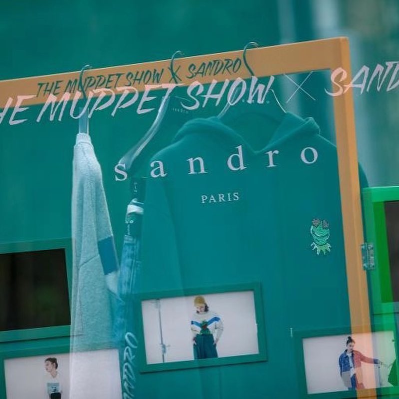 Event experiential sandro kermit muppet