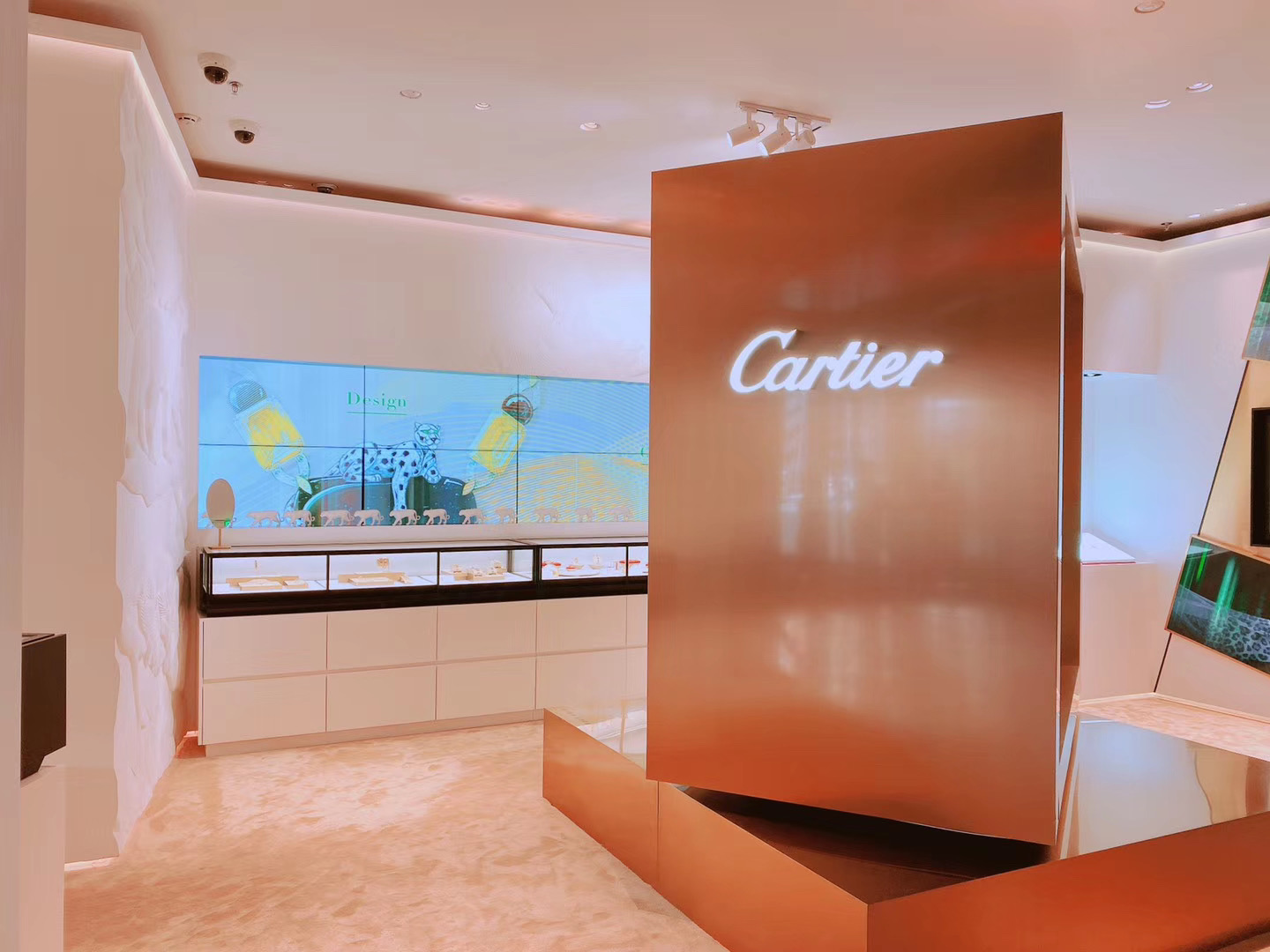 image5Cartier Panther Pop Up Shanghai Nov 2019 – Feb 2020 – 1