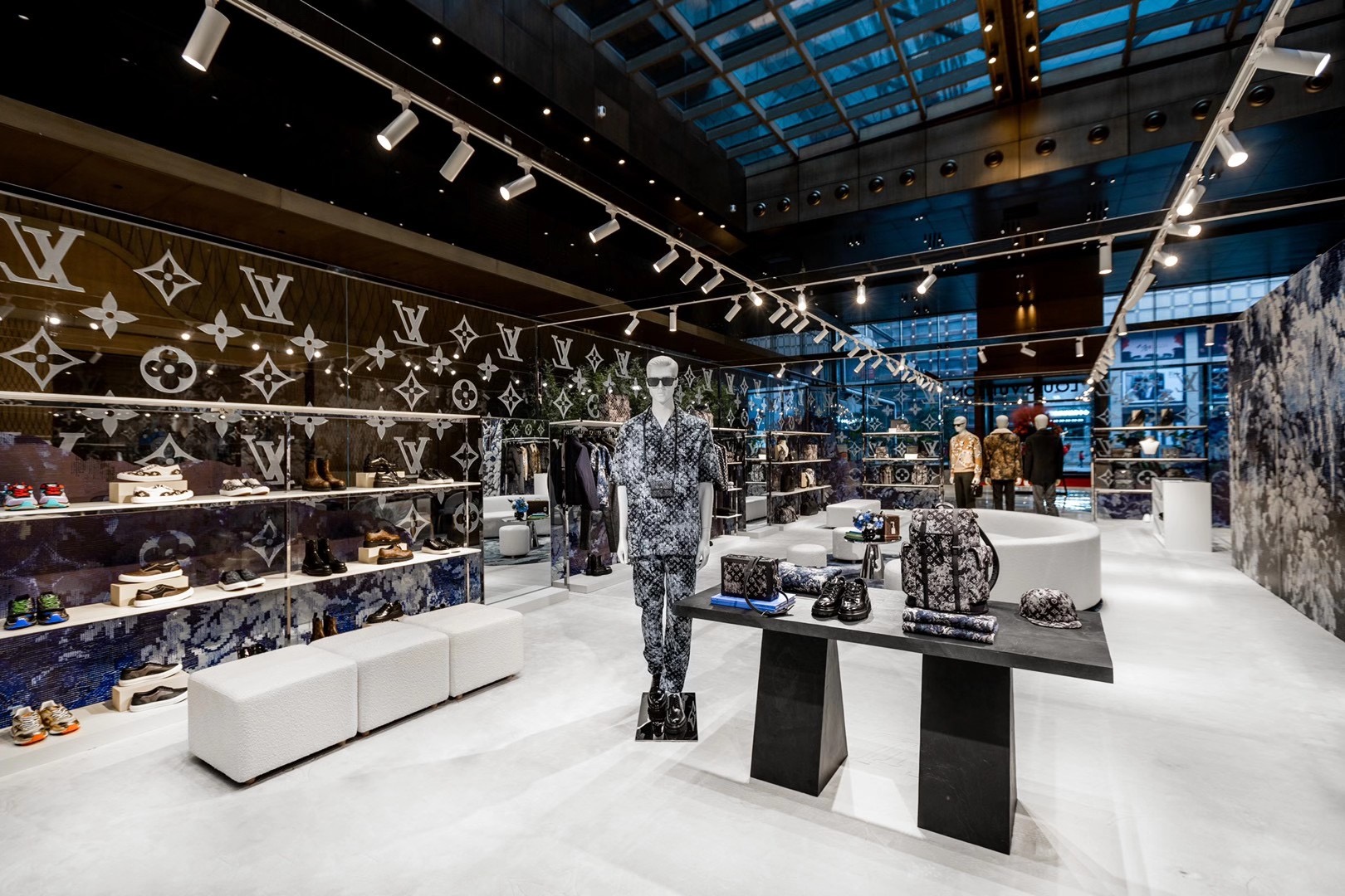 Louis Vuitton 2020 Men’s Pre-Coll Pop Up Nov 13th – Dec 13th Harbin/Jinan/Xi’an – 3