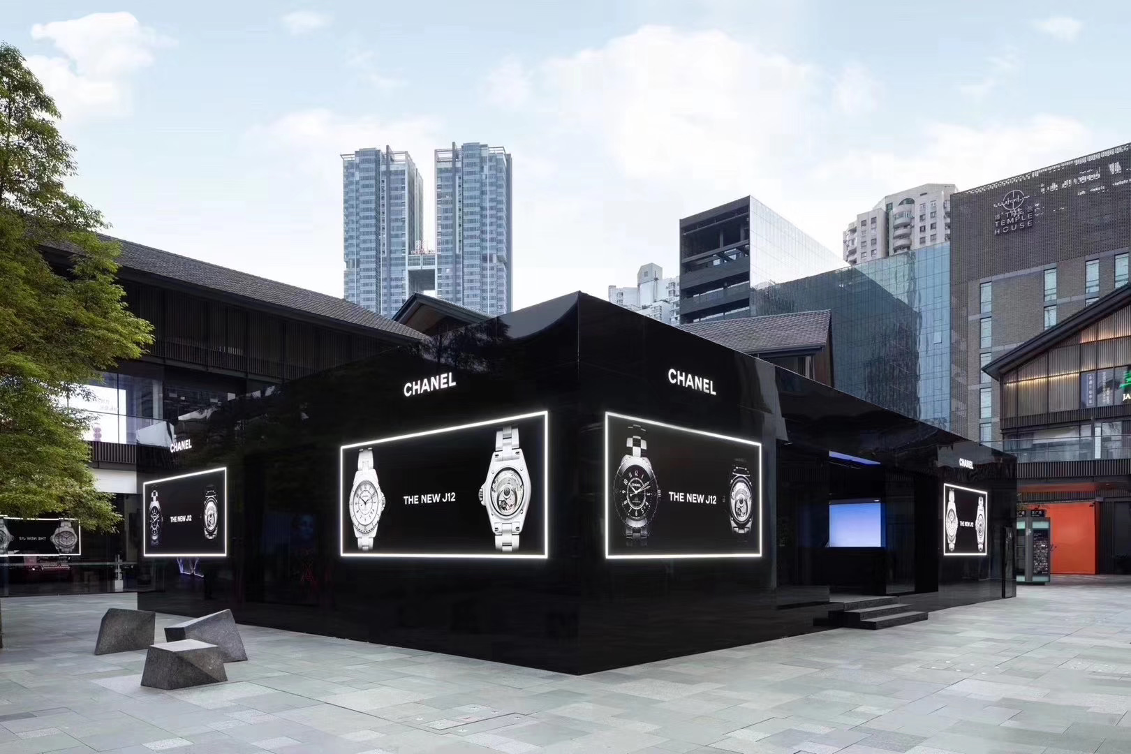 Chanel J12 Podium Pop Up Beijing / Hongkong / Chengdu June 12th-23rd/July 3rd-31st/Aug 21st-Sep 4th – 8