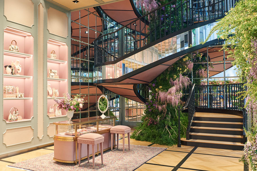 Tokyo: Gucci flagship store opening