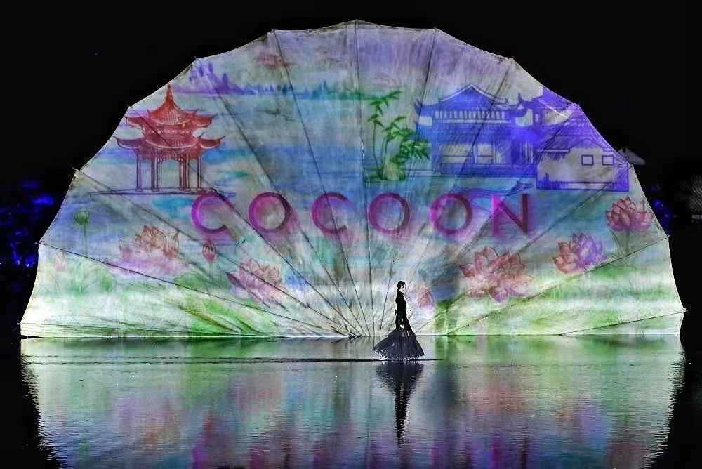 Cocoon fashion show April 27 Hangzhou