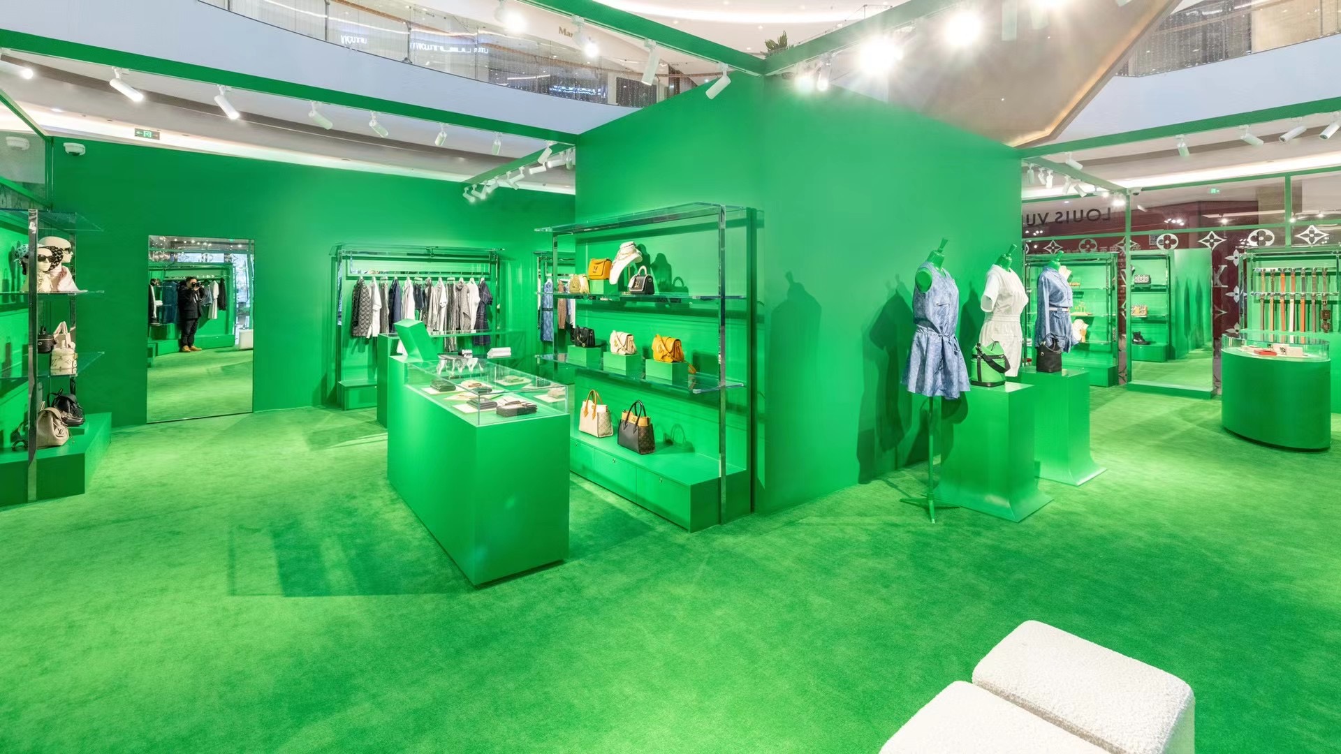 Louis Vuitton SS21 Women Green Pop-up Facelift March 1st Jinan