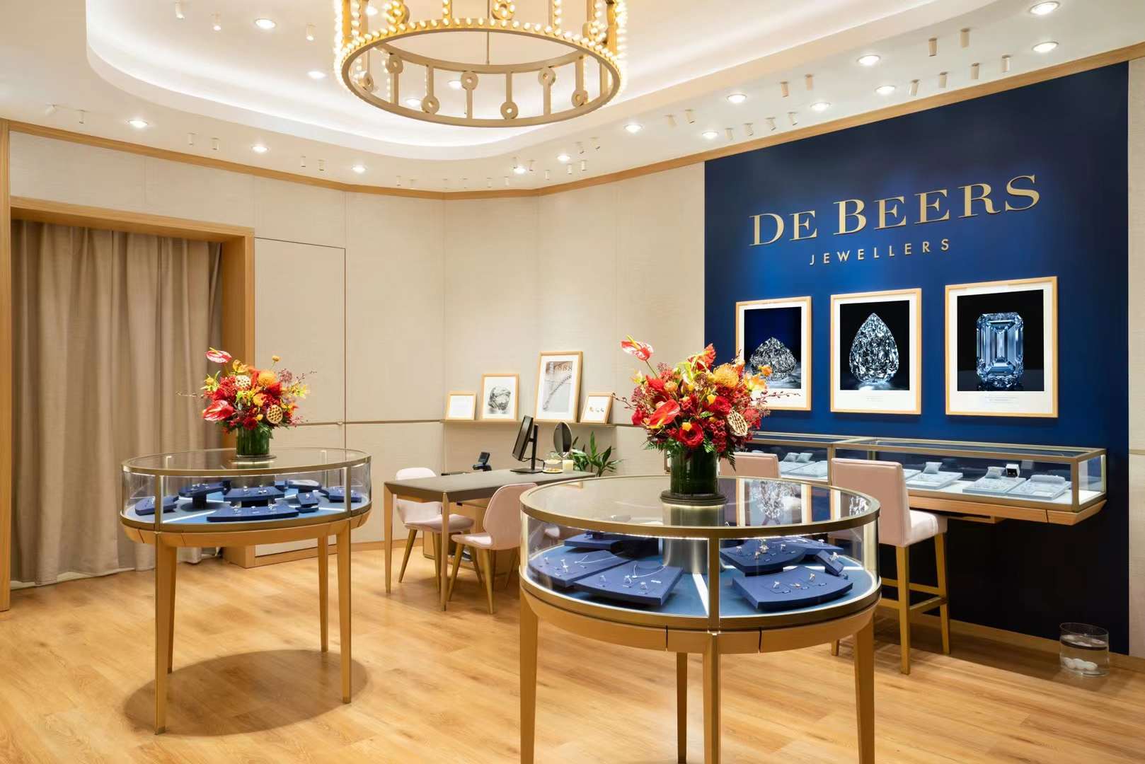 De Beers Boutique Re-Opening January 27 Shanghai