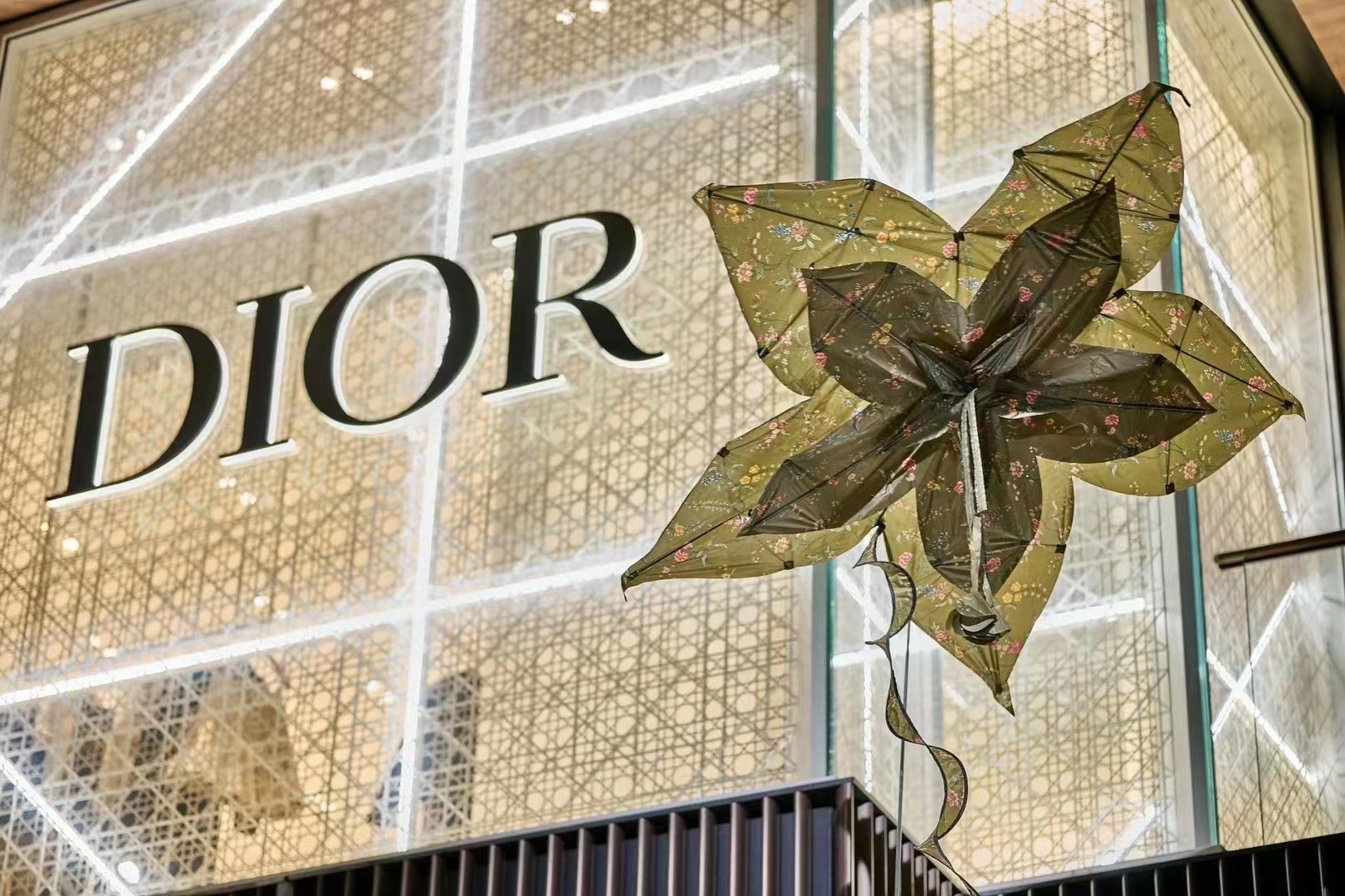 Dior SS23 Summer Pop-up Mar 2 – Apr 2023 Chengdu Shanghai