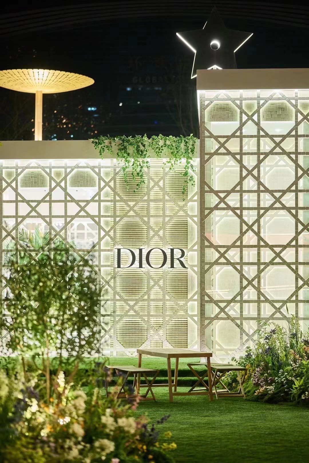 Dior SS23 Summer Pop-up Mar 2 – Apr 2023 Chengdu Shanghai