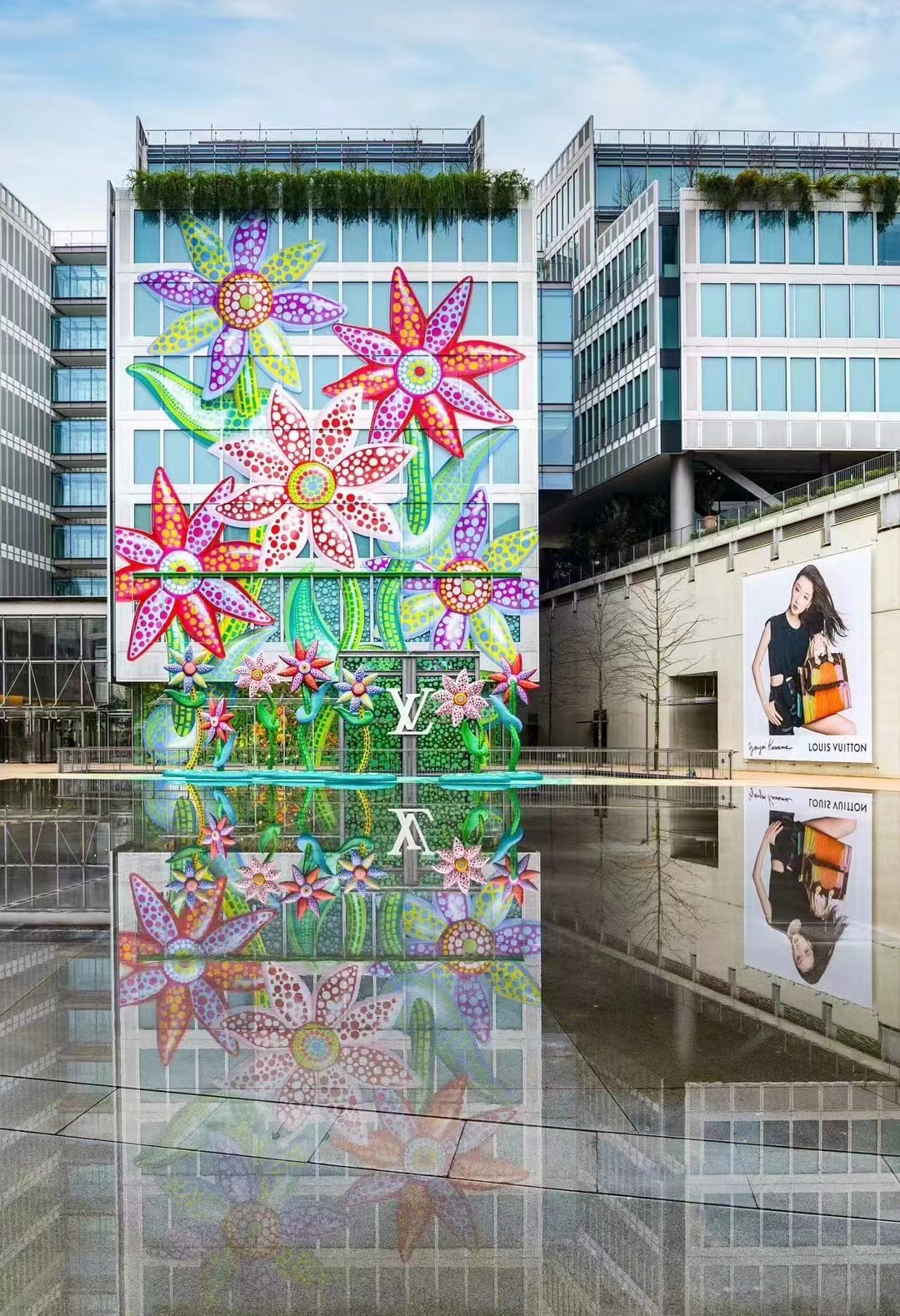 Tokyo: Louis Vuitton x NBA pop-up store