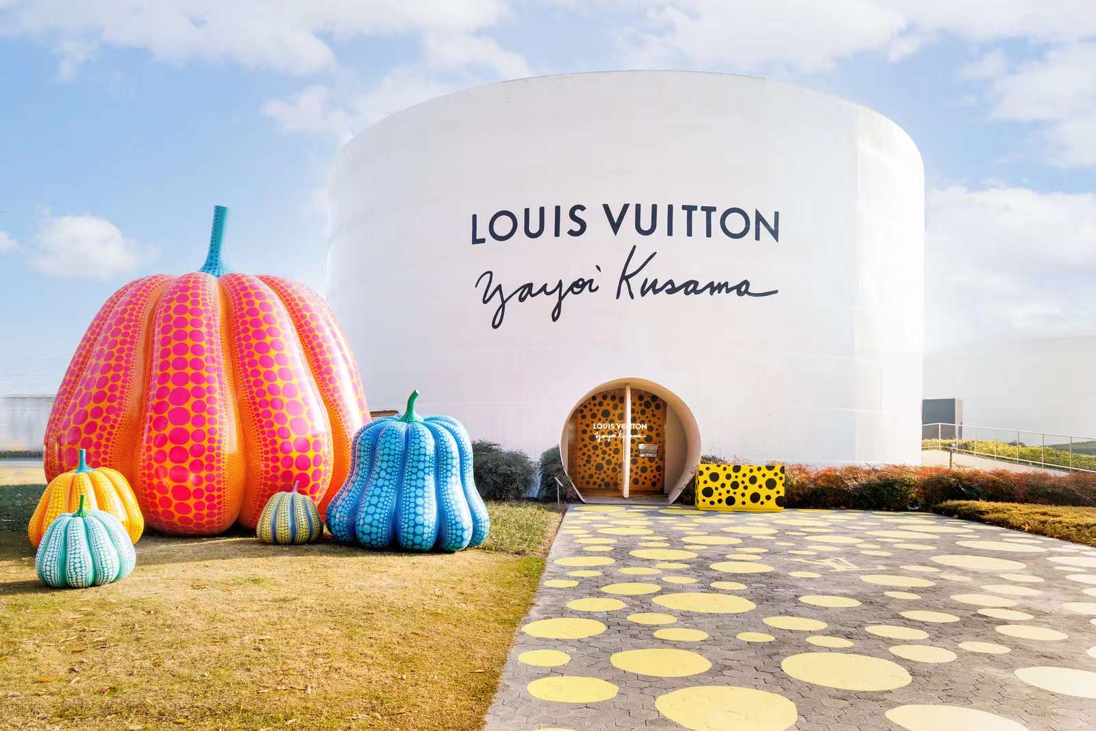 Louis Vuitton Building - Singapore on Vimeo