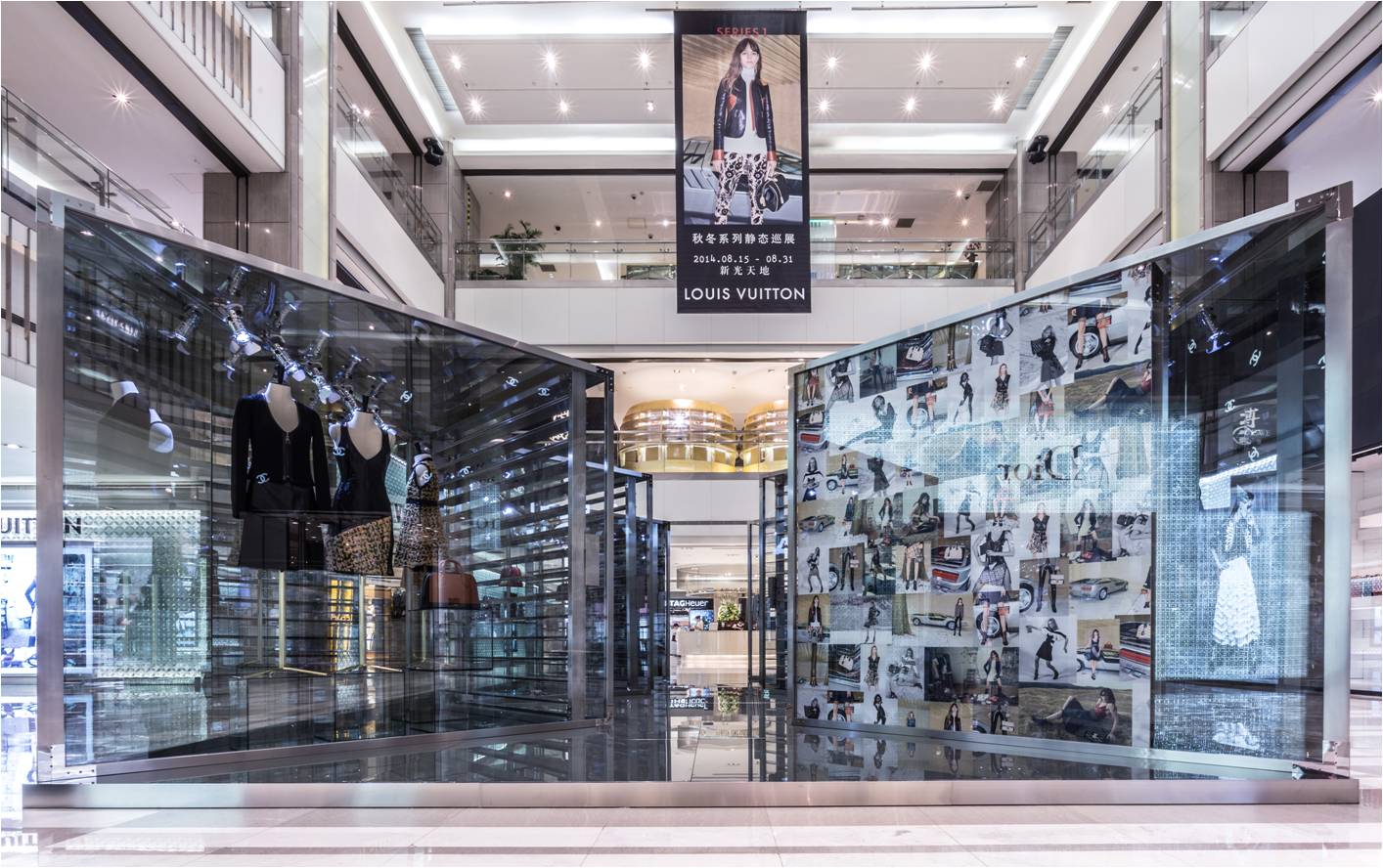 Exterior of the French luxury designer store Louis Vuitton on Königsallee  in Düsseldorf. Königsallee is Düsseldorf's popular shopping boulevard Stock  Photo - Alamy